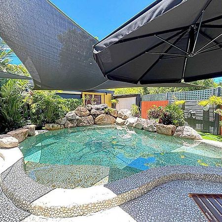 Oasis, In Leafy Whitfield. Βίλα Edge Hill Εξωτερικό φωτογραφία